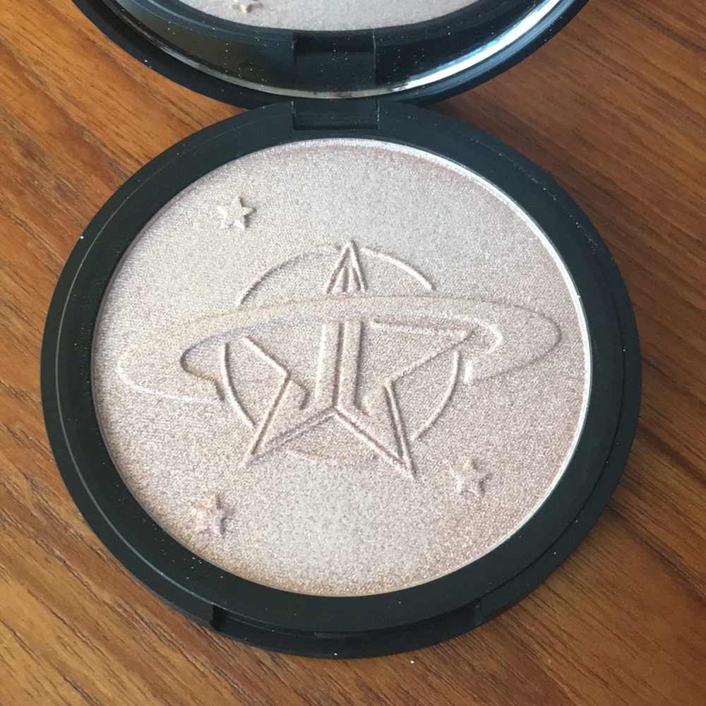 Jeffrey Star highlighter